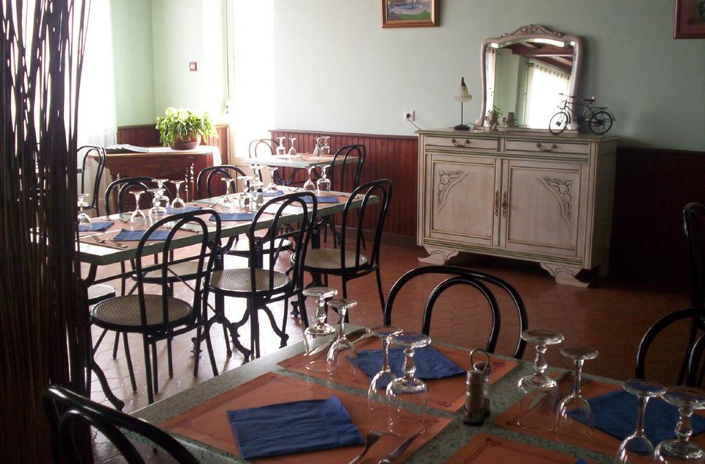 Le Vermondois Le Bacon Ngoại thất bức ảnh
